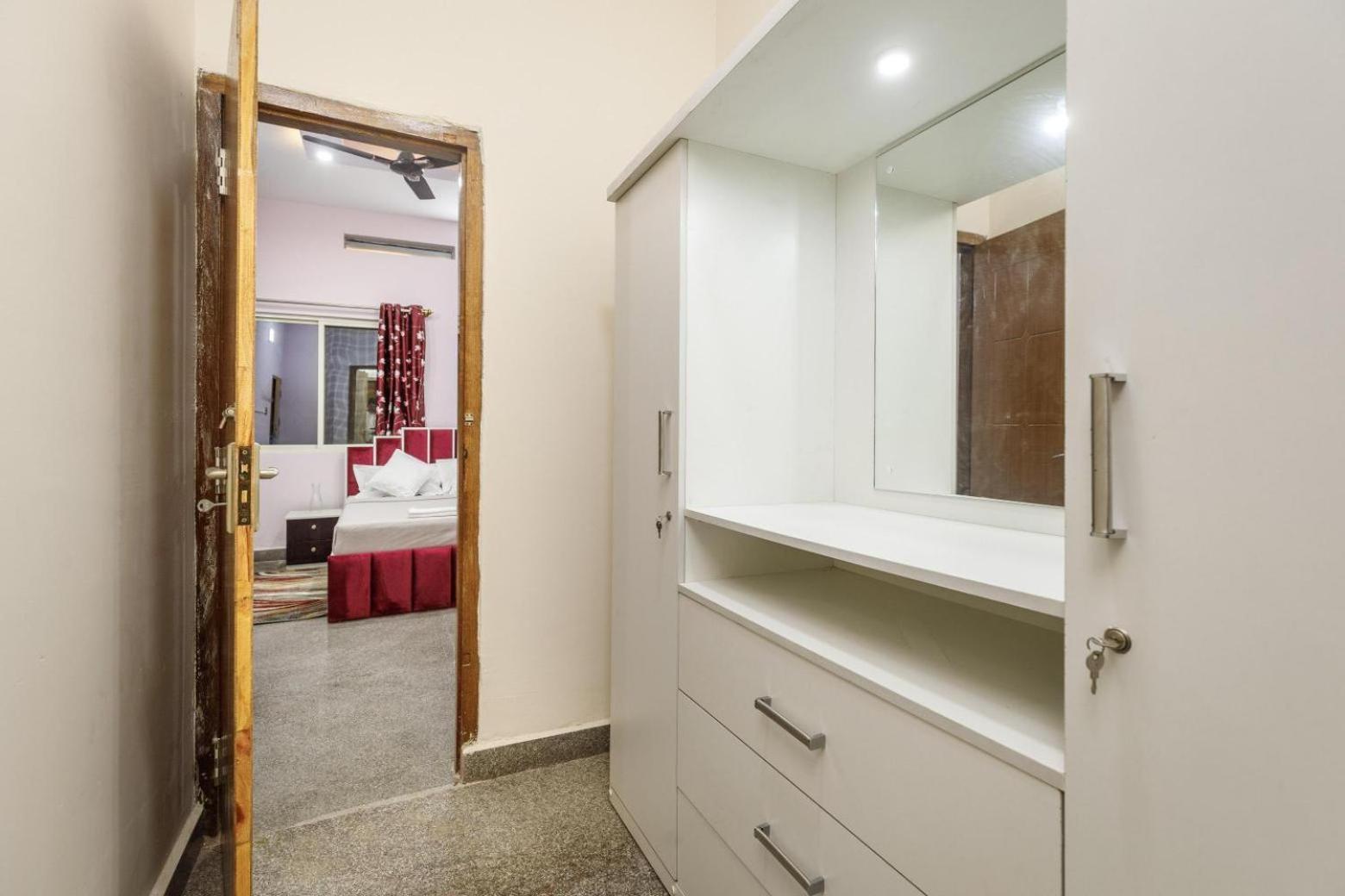 Villa Exotica By Stayjade5Bhkpoolacprojector Denkanikottai Dış mekan fotoğraf
