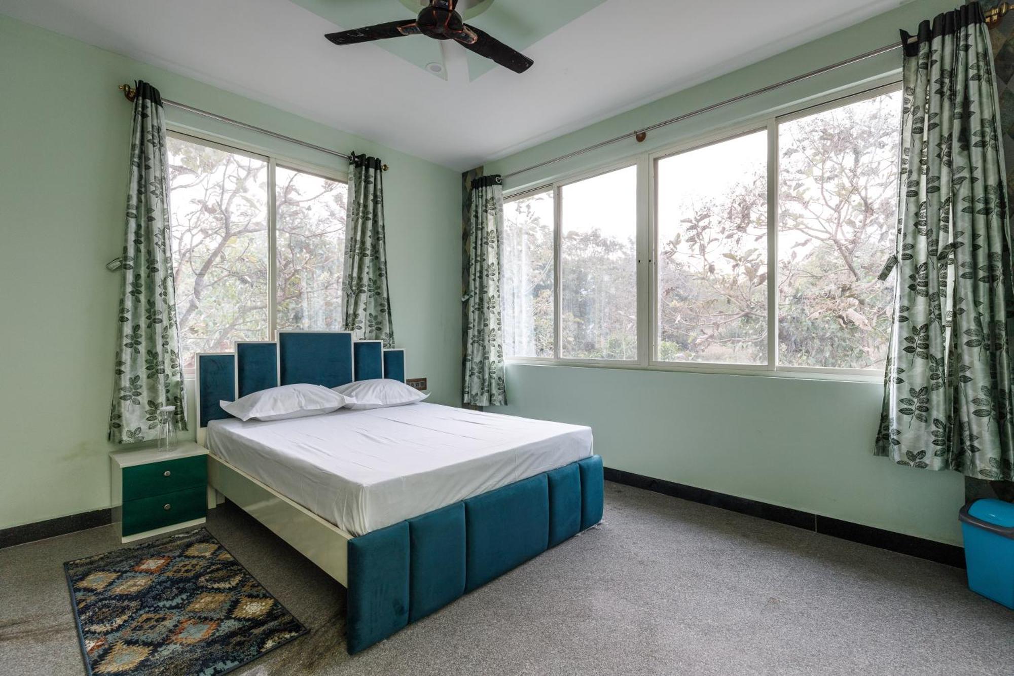Villa Exotica By Stayjade5Bhkpoolacprojector Denkanikottai Dış mekan fotoğraf