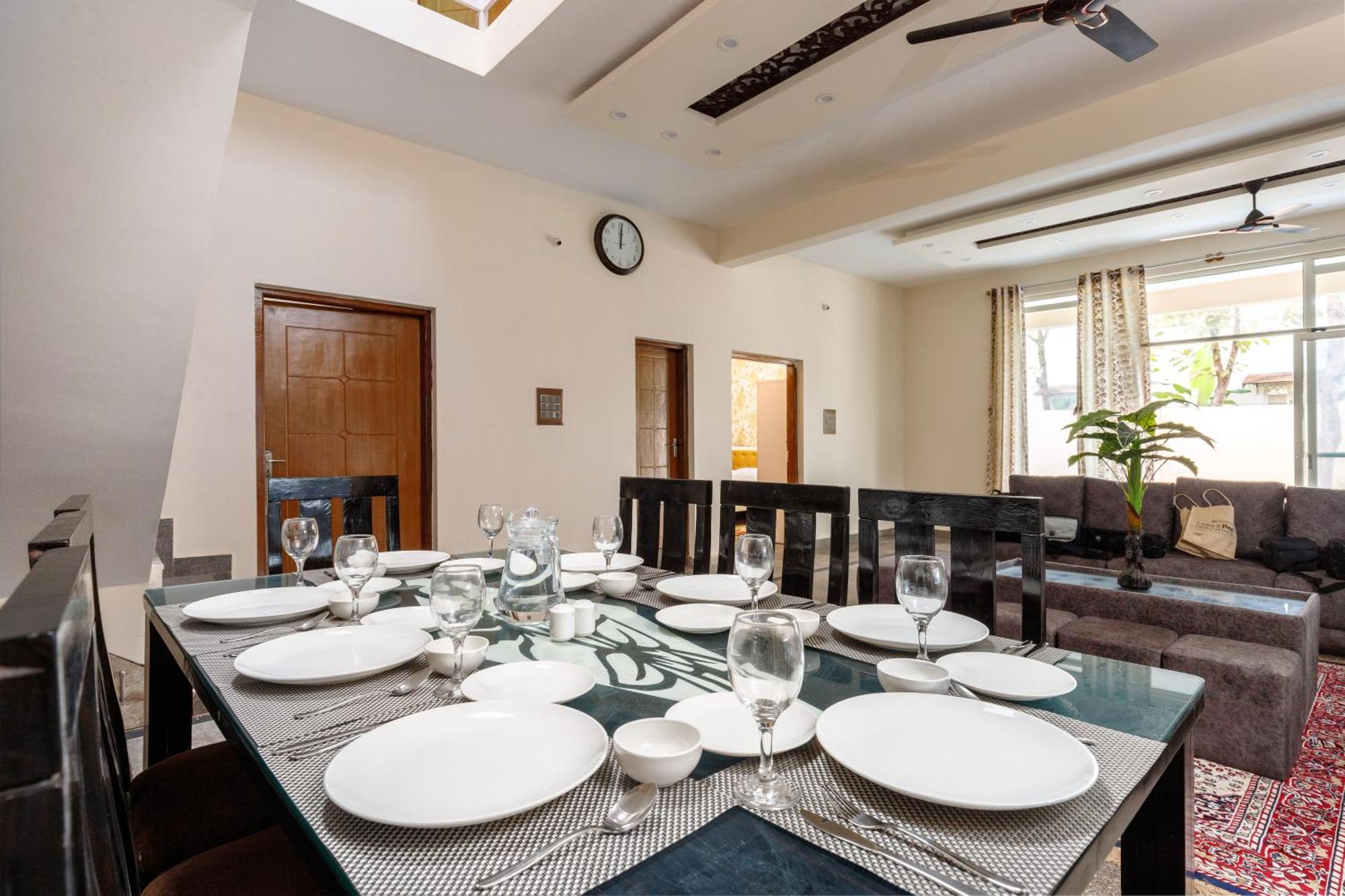 Villa Exotica By Stayjade5Bhkpoolacprojector Denkanikottai Dış mekan fotoğraf